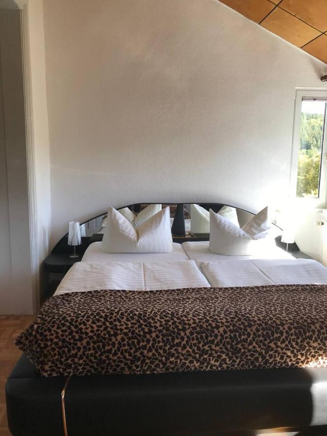 Ferienwohnung In Villa 바트엘스터 외부 사진